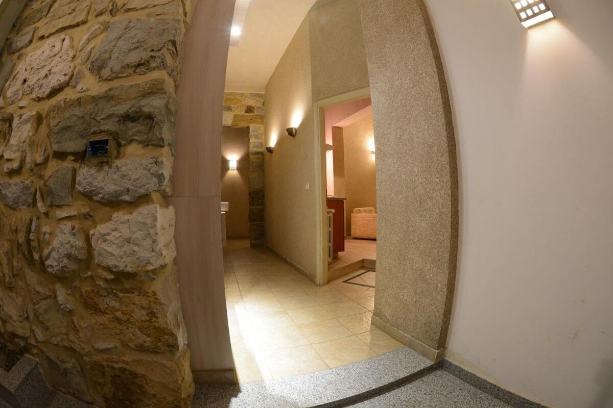 Bauhaus Chalets Apartment เบชาร์เร ห้อง รูปภาพ